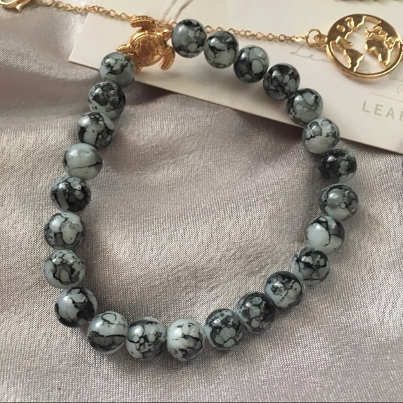 5-piece Earth Turtle Love Peace Bead Bracelet - Picture 6 of 8